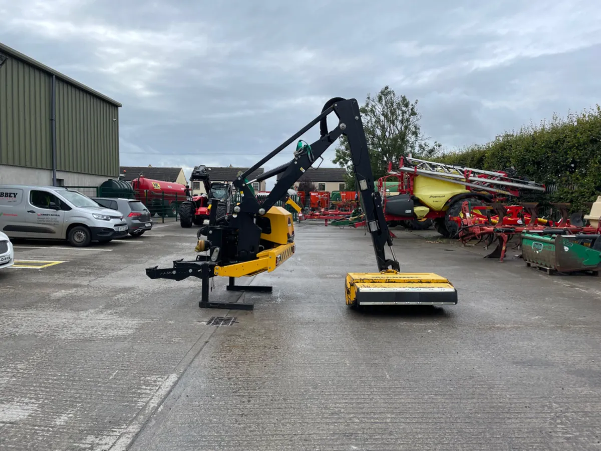 McConnel 6575T - Image 1