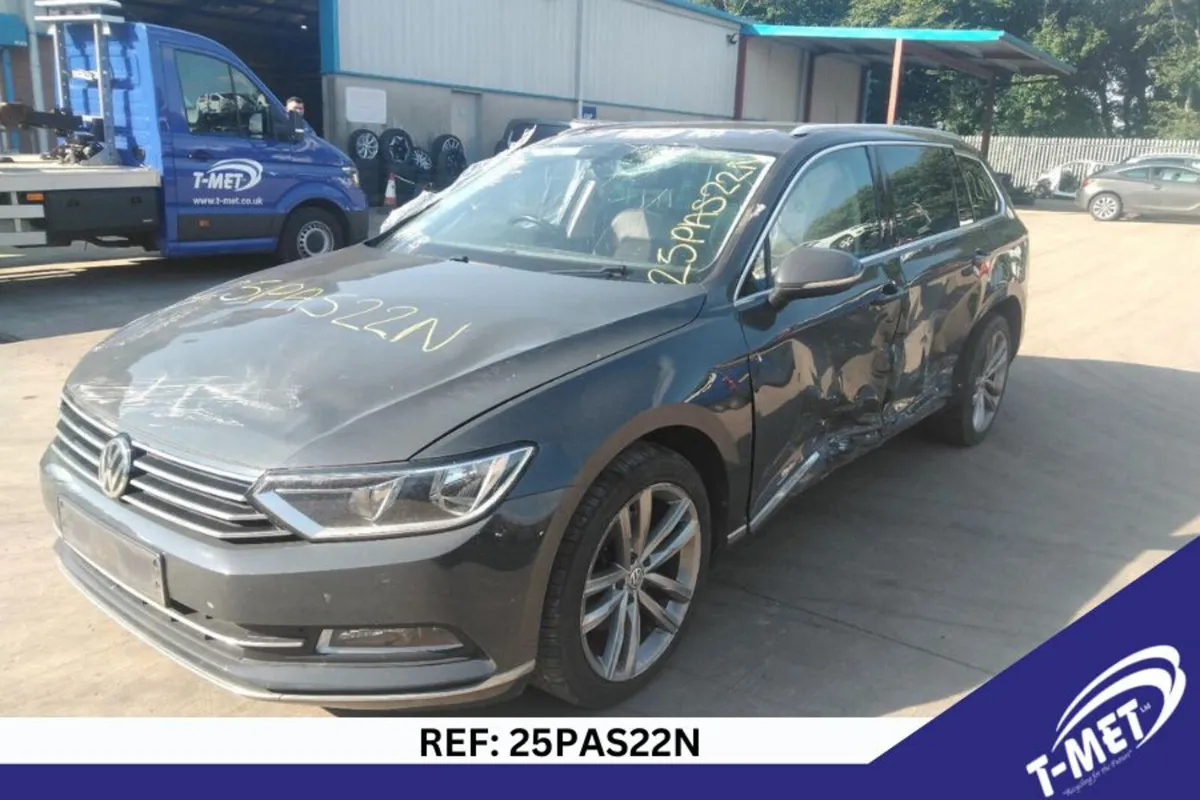2017 VOLKSWAGEN PASSAT BREAKING FOR PARTS - Image 4