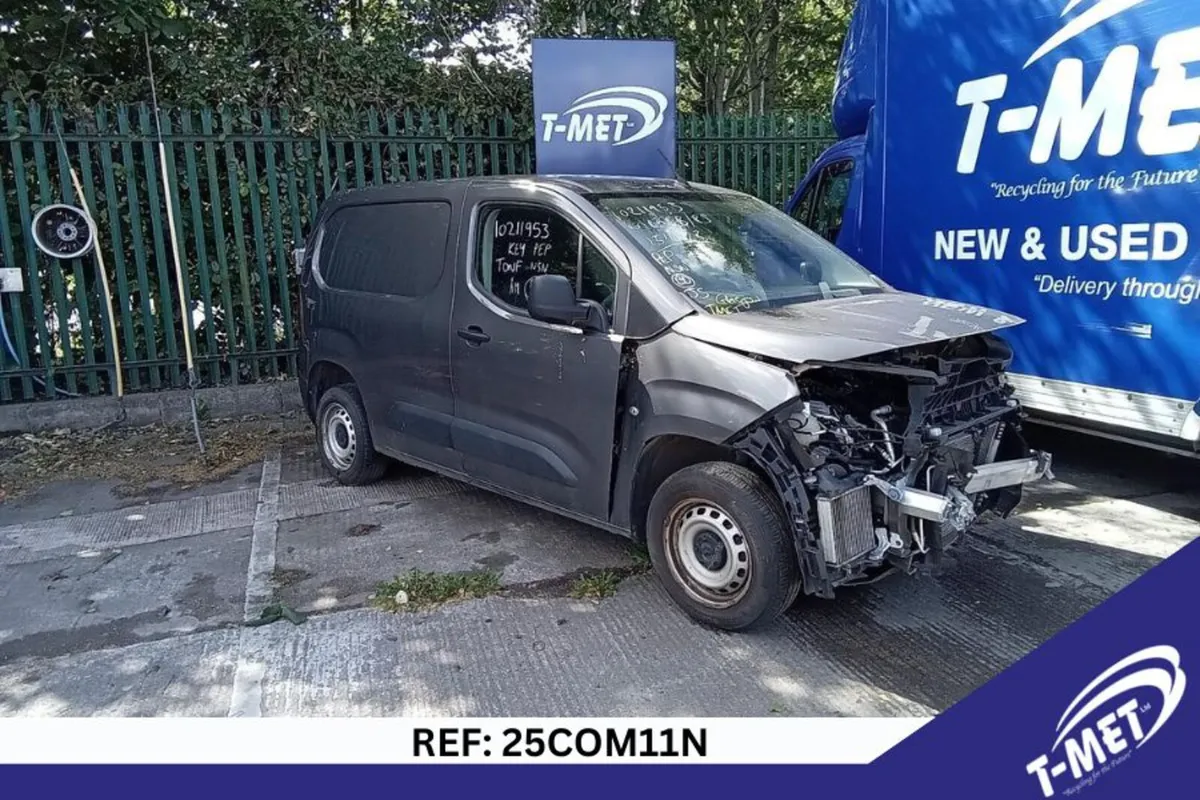 2022 VAUXHALL COMBO BREAKING FOR PARTS - Image 1