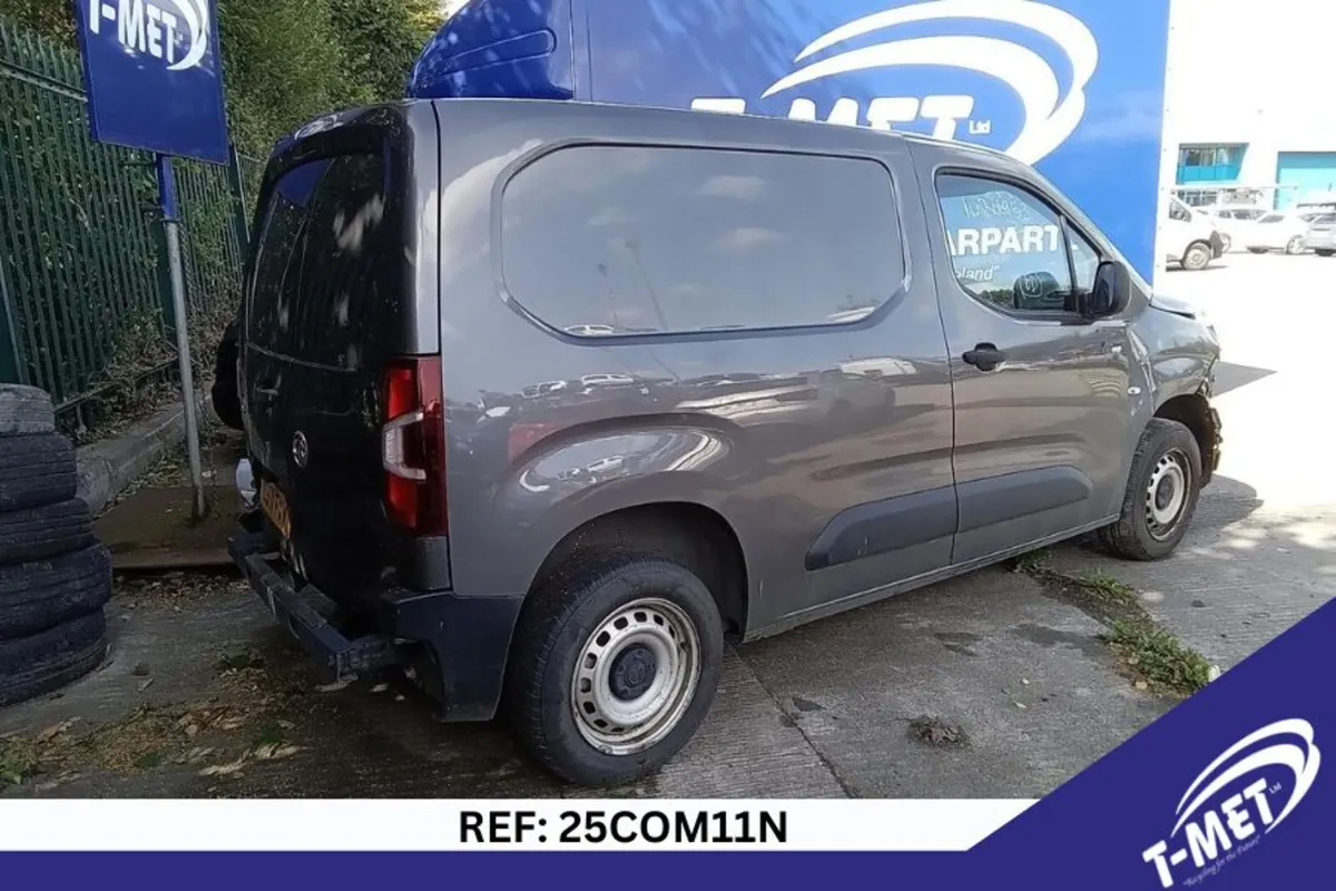 2022 VAUXHALL COMBO BREAKING FOR PARTS - Image 3
