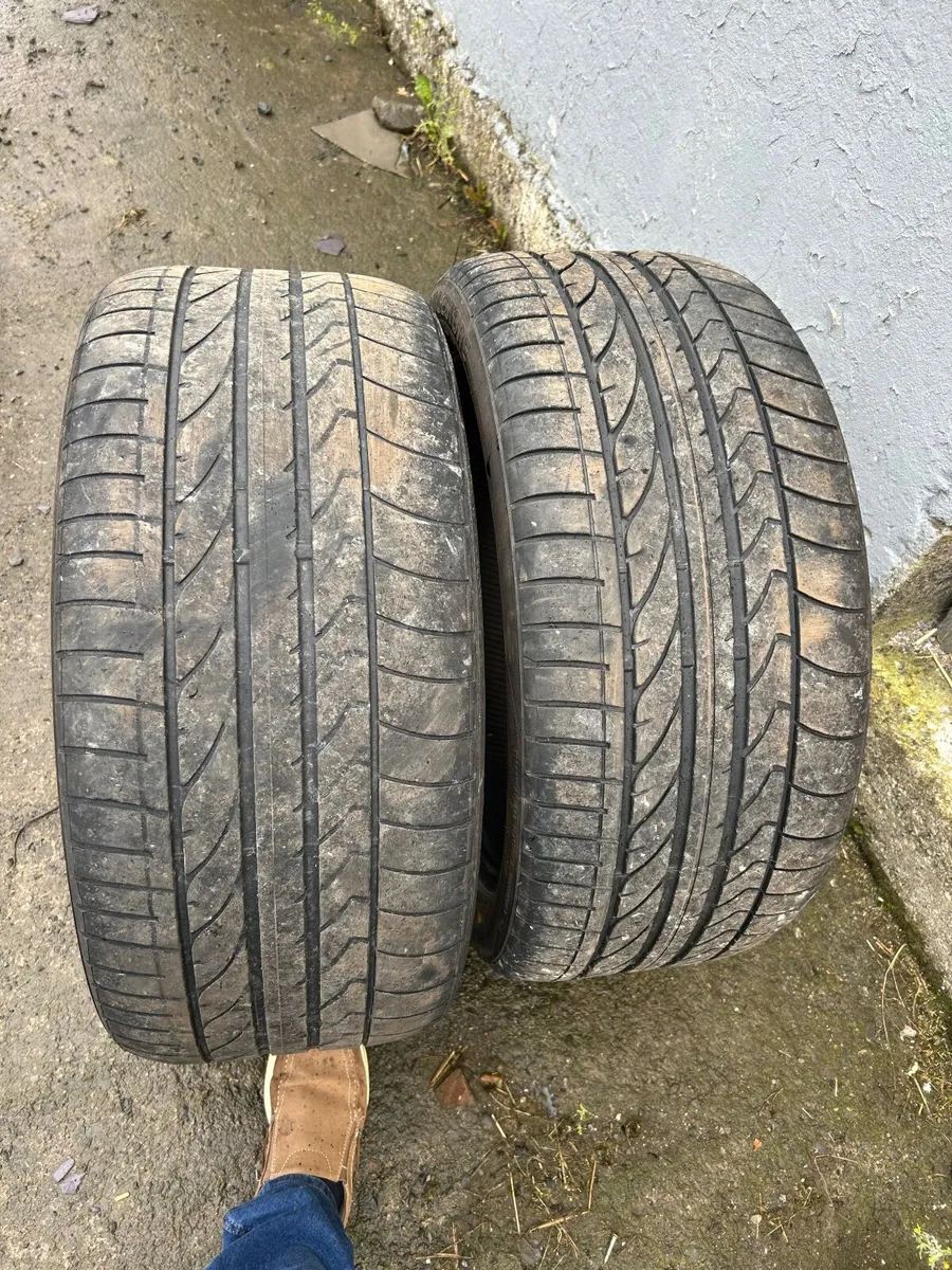 Tyres second hand good. 285/40/21 - Image 2
