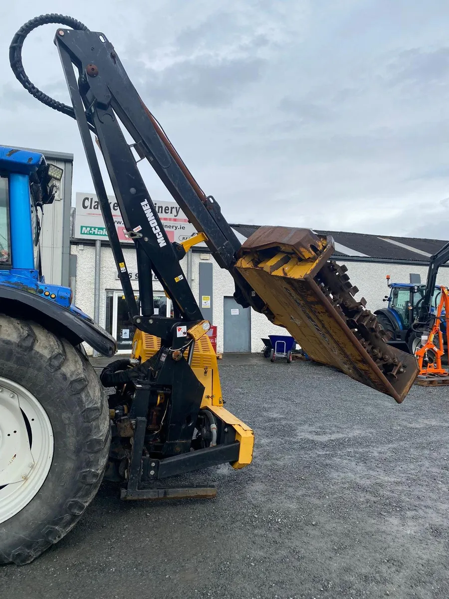 McConnel PA7700 T Hedgecutter C/W Twin Rotor Head - Image 2