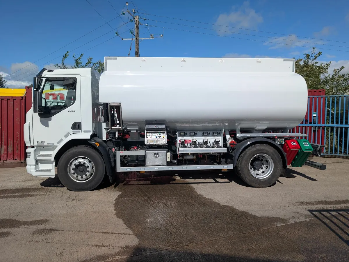 2017 DAF LF 260 4x2 Road Tanker - Image 4
