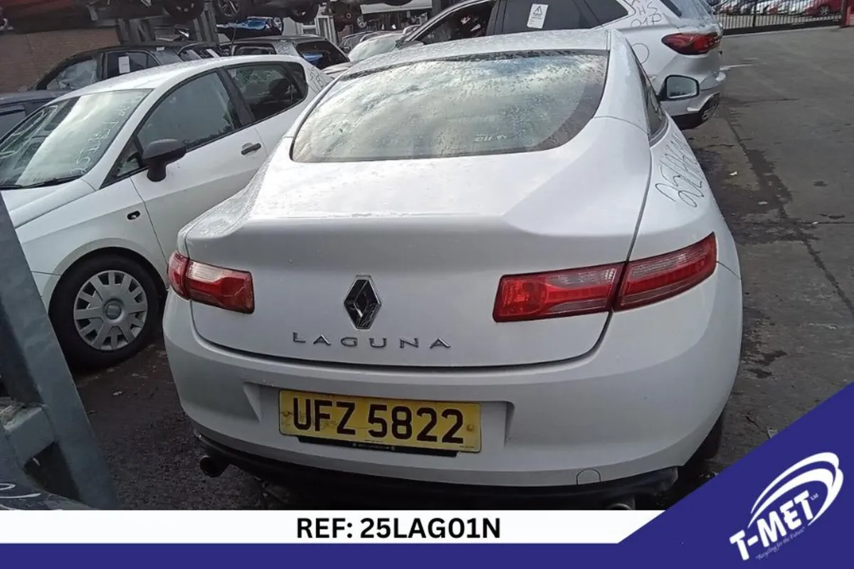 2010 RENAULT LAGUNA BREAKING FOR PARTS - Image 4