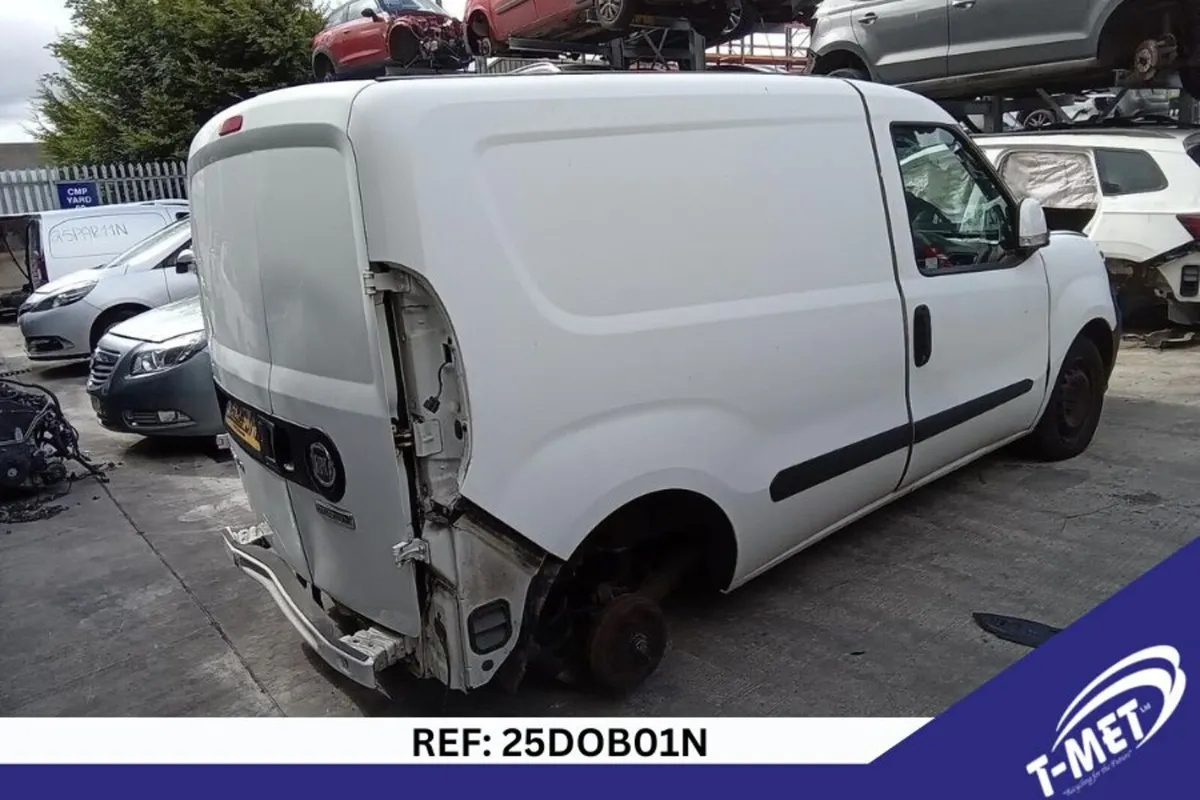 2018 FIAT DOBLO BREAKING FOR PARTS - Image 4