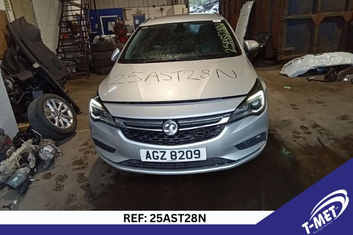 2016 VAUXHALL ASTRA BREAKING FOR PARTS - Image 2