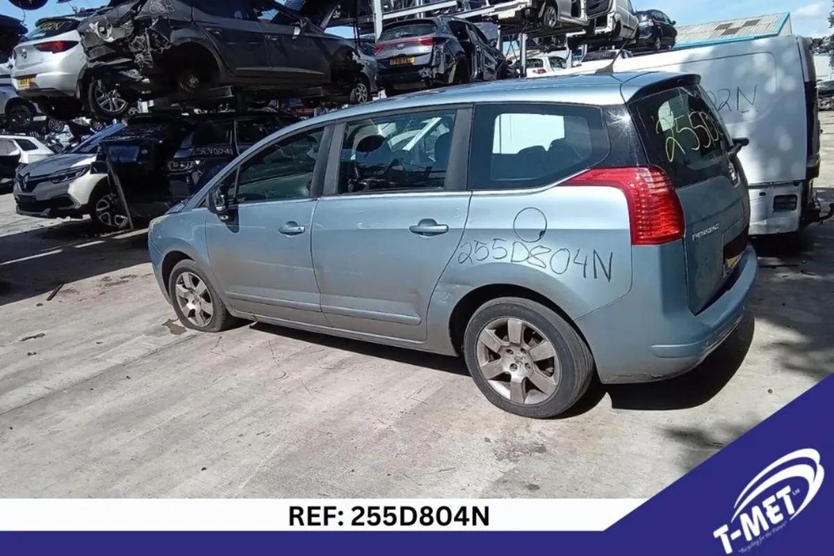 2011 PEUGEOT 5008 BREAKING FOR PARTS - Image 2