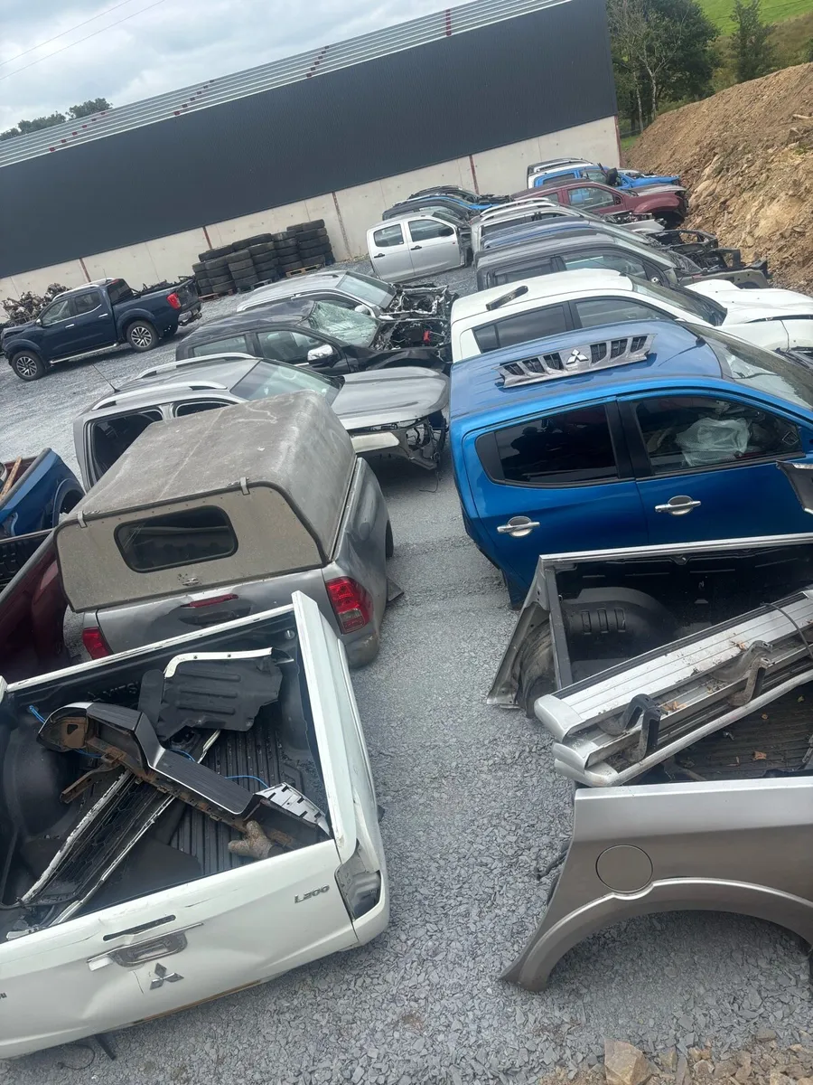 selection  of 4x4’s for breaking - Image 2