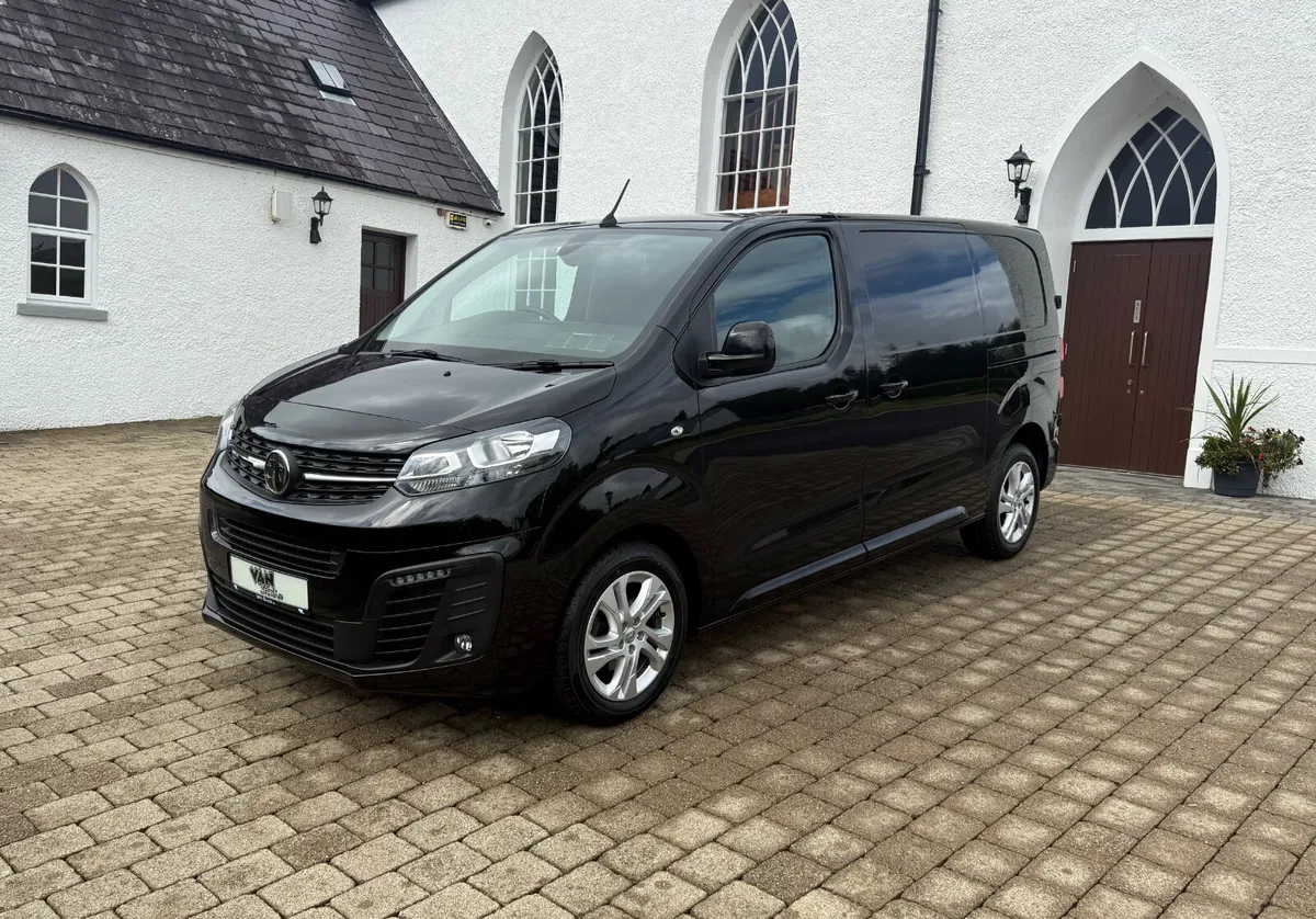 2023 Vauxhall Vivaro Pro Edition 2.0 145bhp - Image 3