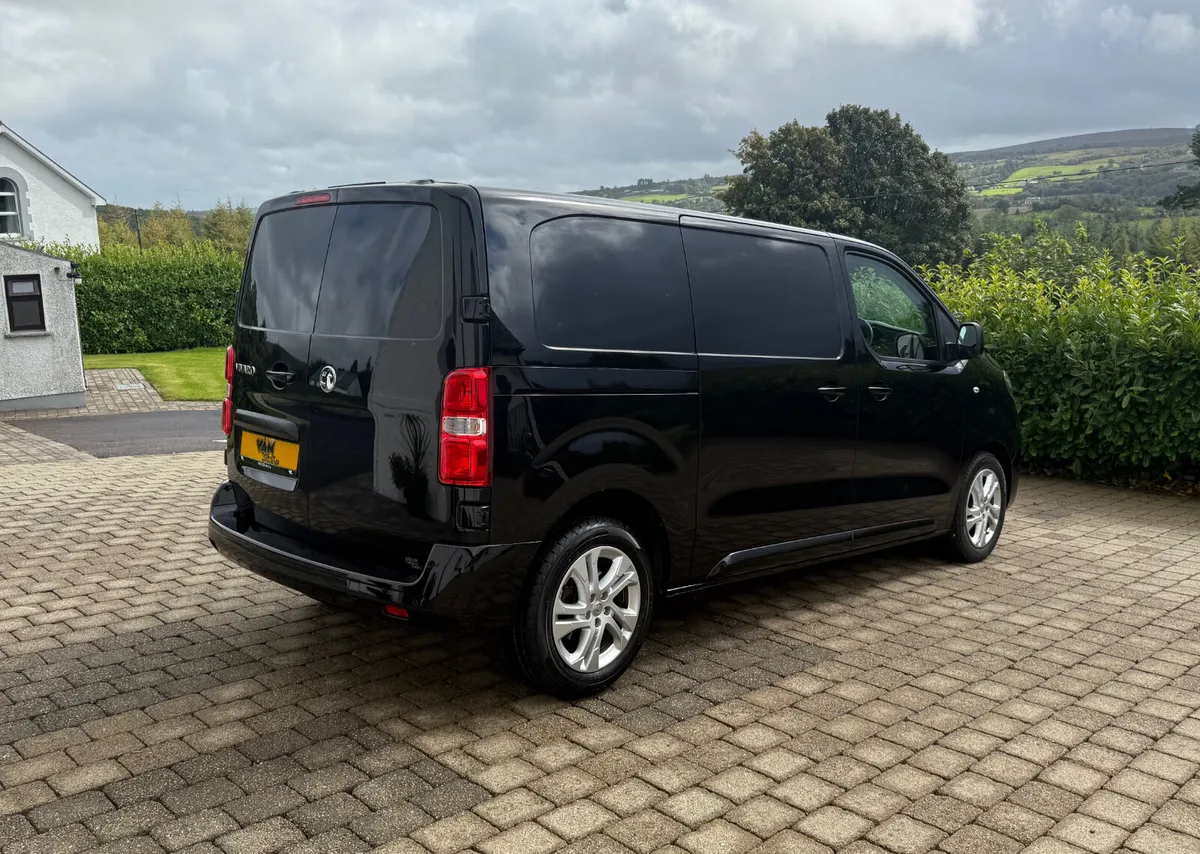 2023 Vauxhall Vivaro Pro Edition 2.0 145bhp - Image 4