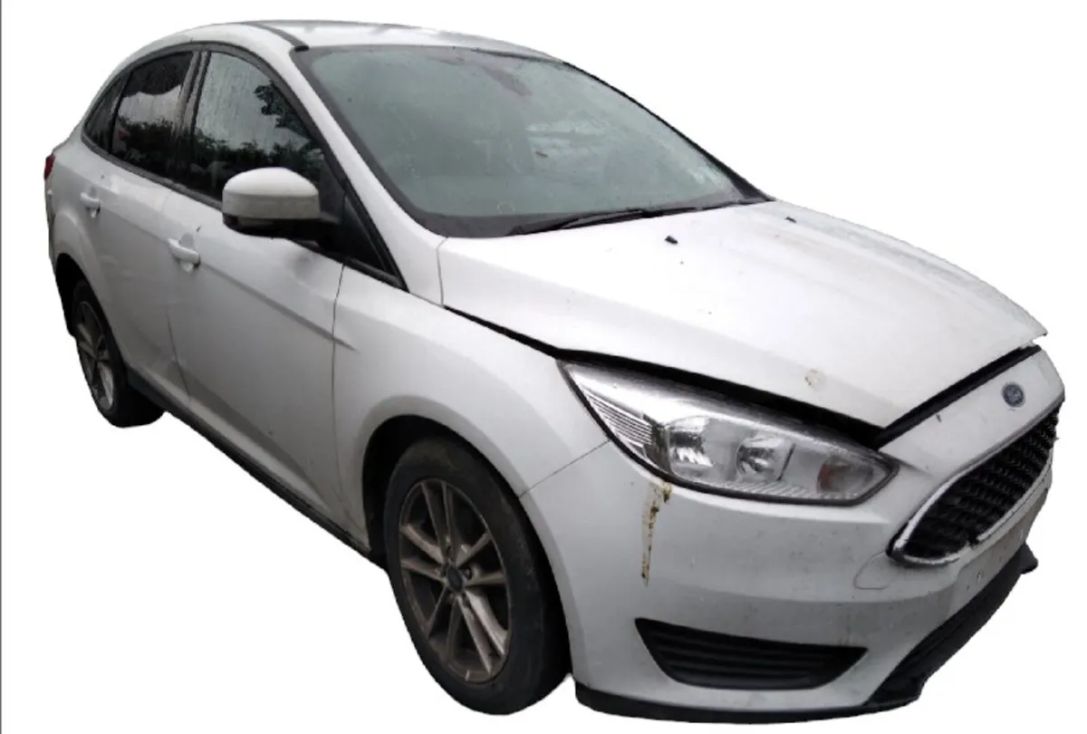 2016 Ford Focus Complete Front End Set/Panels - Image 2