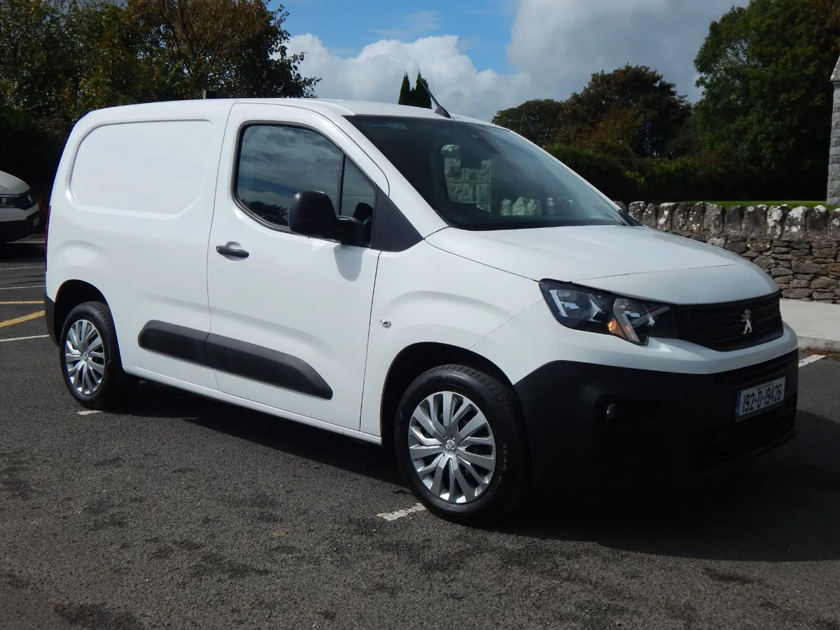 2019 Peugeot Partner Active CVRT until 07/26 - Image 1