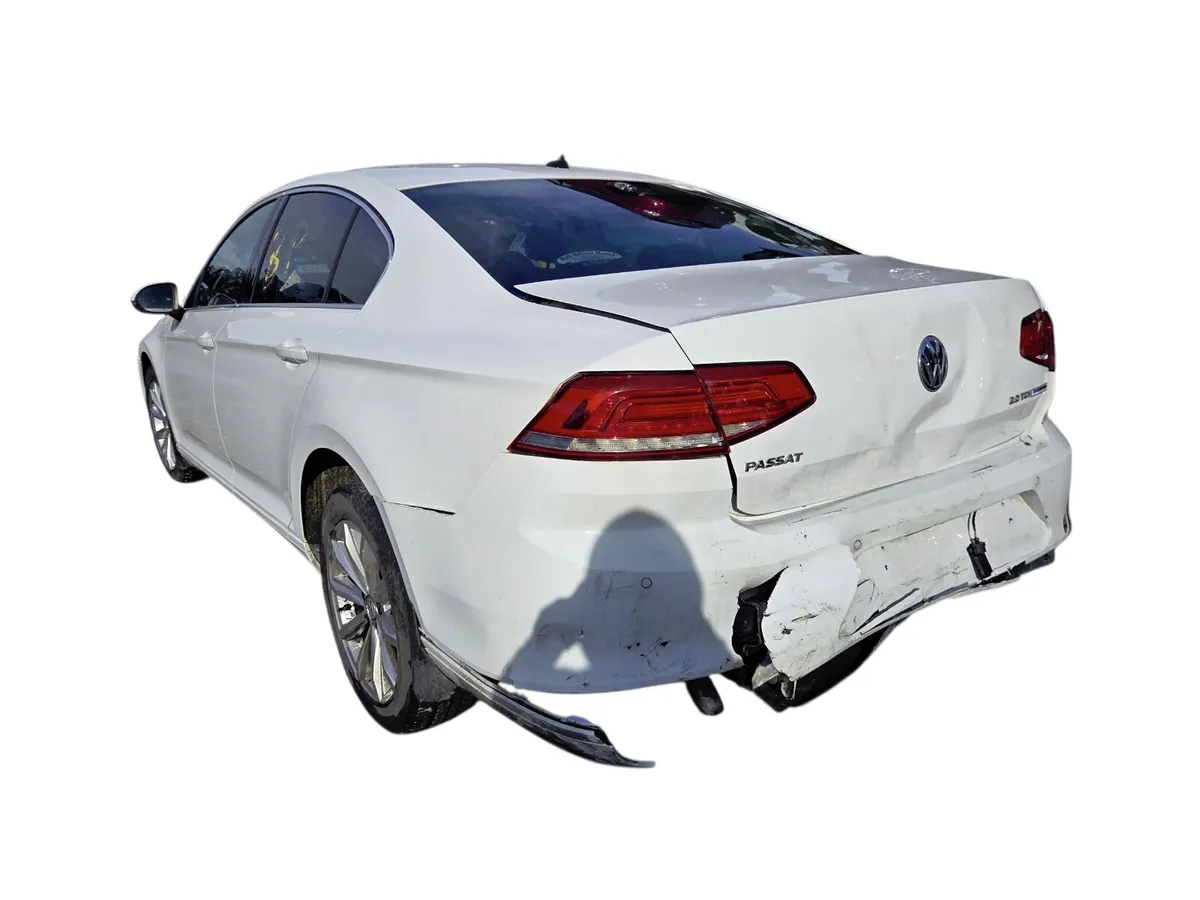 2015 VOLKSWAGEN PASSAT For Breaking/Dismantling - Image 4