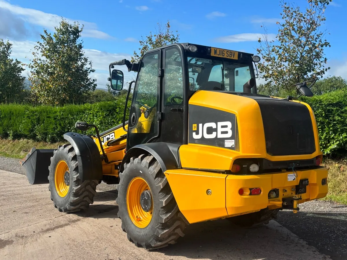Jcb TM 320 - Image 3