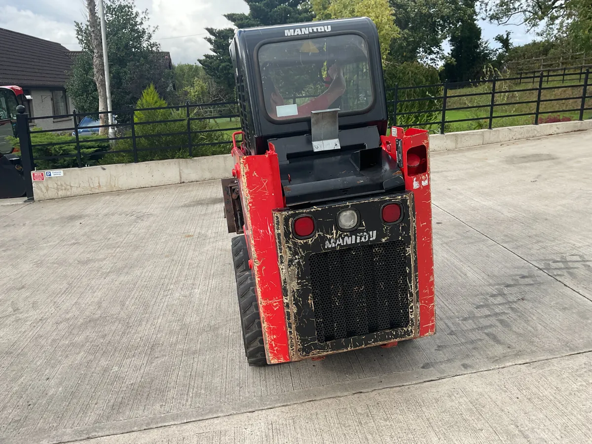 Manitou 850 Skidsteer - Image 3