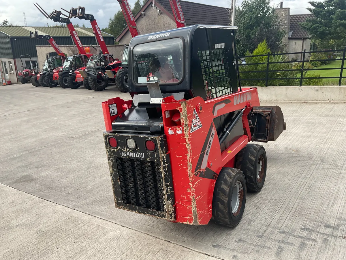 Manitou 850 Skidsteer - Image 4