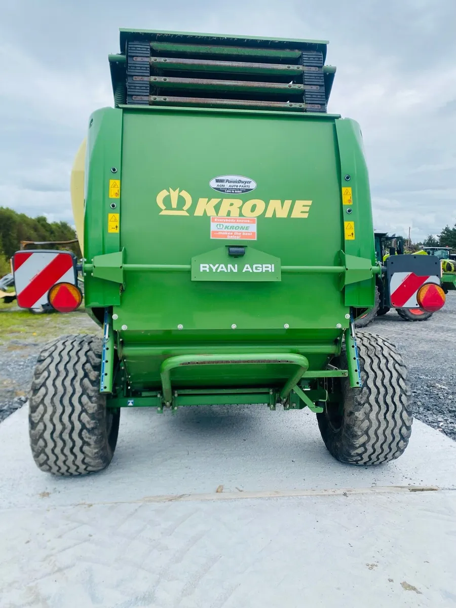 2023 Krone 155 xc plus like new - Image 2