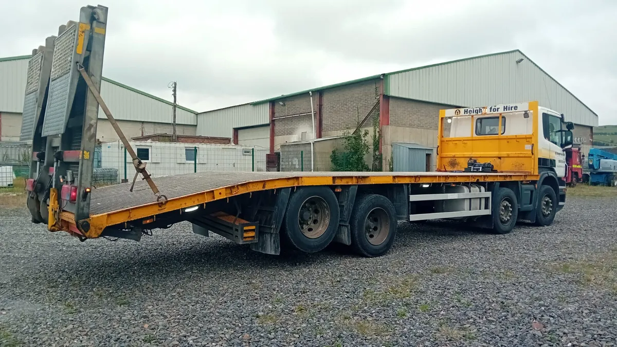 Scania P380 Beavertail 8 x 2 - Sterling - 2013 - Image 3