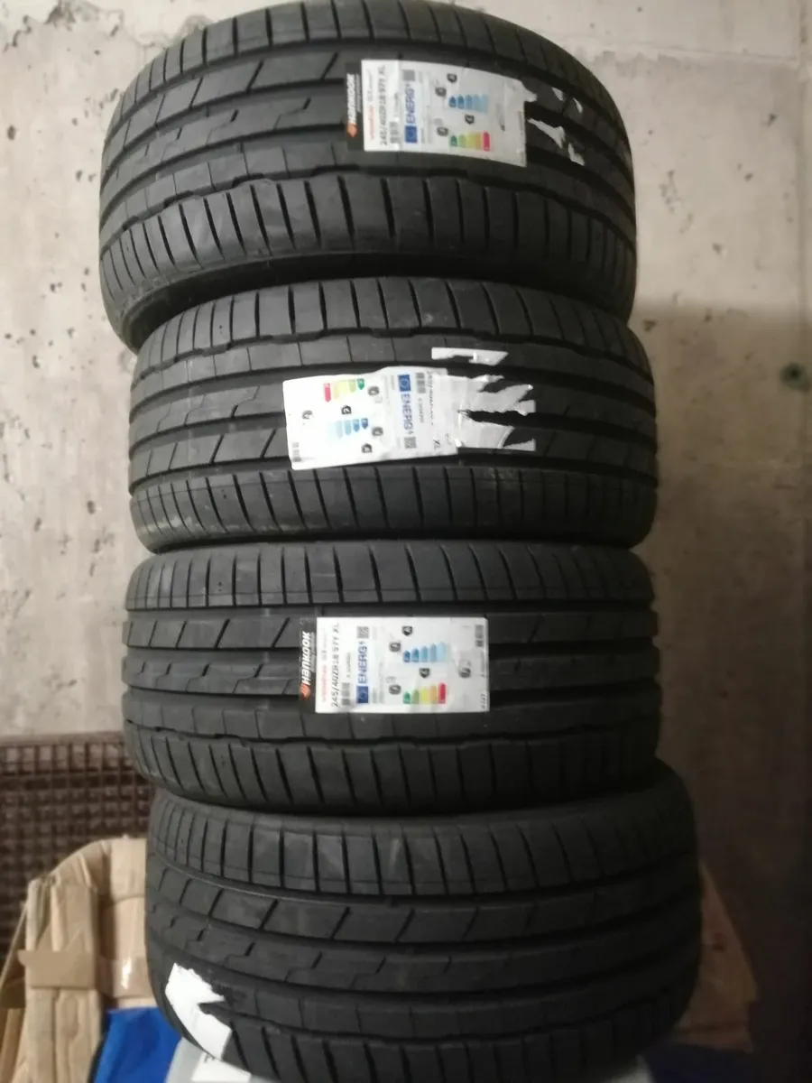 X 4  new Hankook Ventus S1 Evo3  (245/40/18) - Image 3