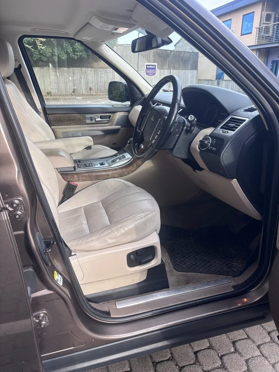 Range Rover Sport - Image 4