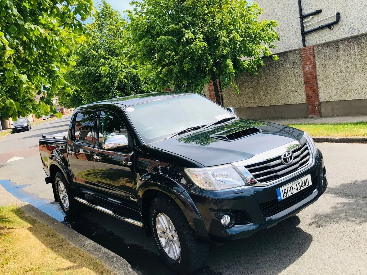 Toyota Hilux 2015 - Image 2