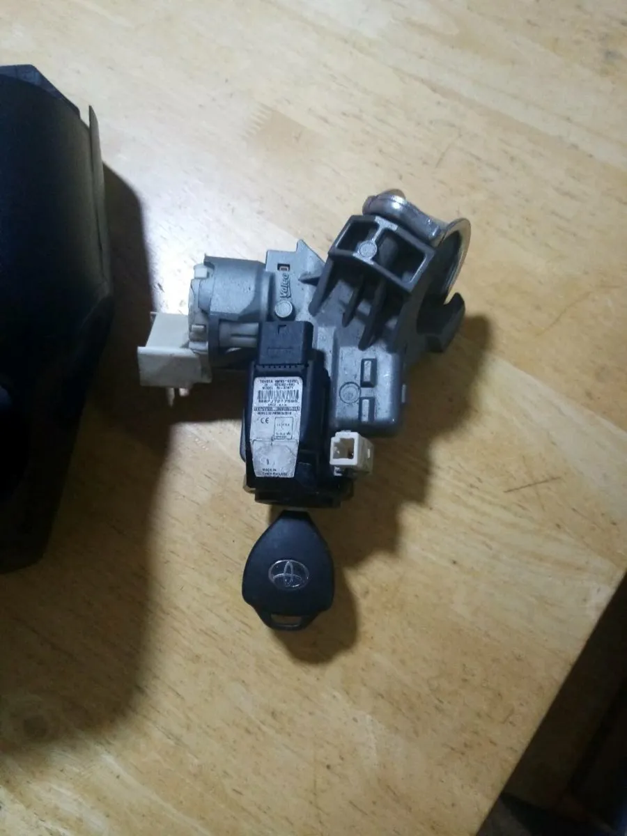 Toyota Vitz 2012/2019 automatic ignition and cov - Image 2