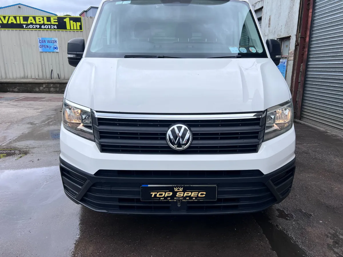 2019 Volkswagen Crafter Luton van - Image 4