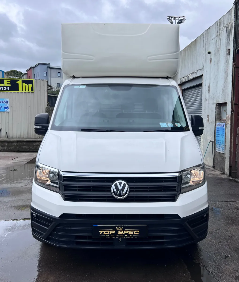 2019 Volkswagen Crafter Luton van - Image 2