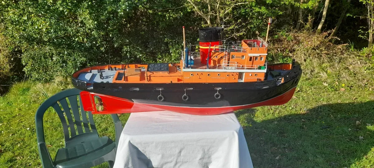 Model Tug Ship Vintage - Image 2