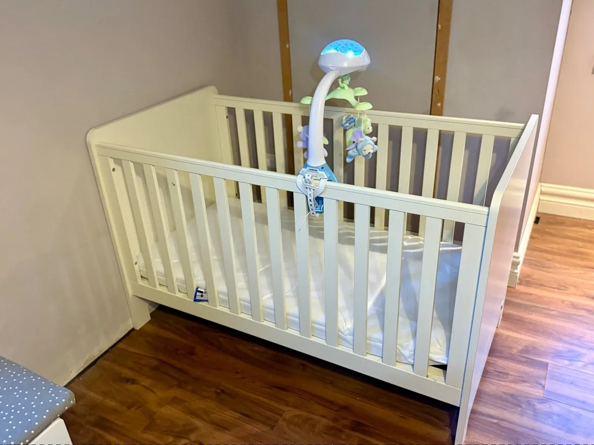 ** Mamas & Papas Cot Bed  ** +  Free  Baby Changer - Image 2
