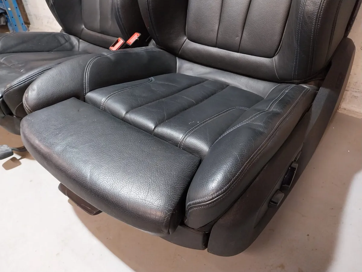 2018 BMW 5 Series G30 Complete Leather Interior - Image 3