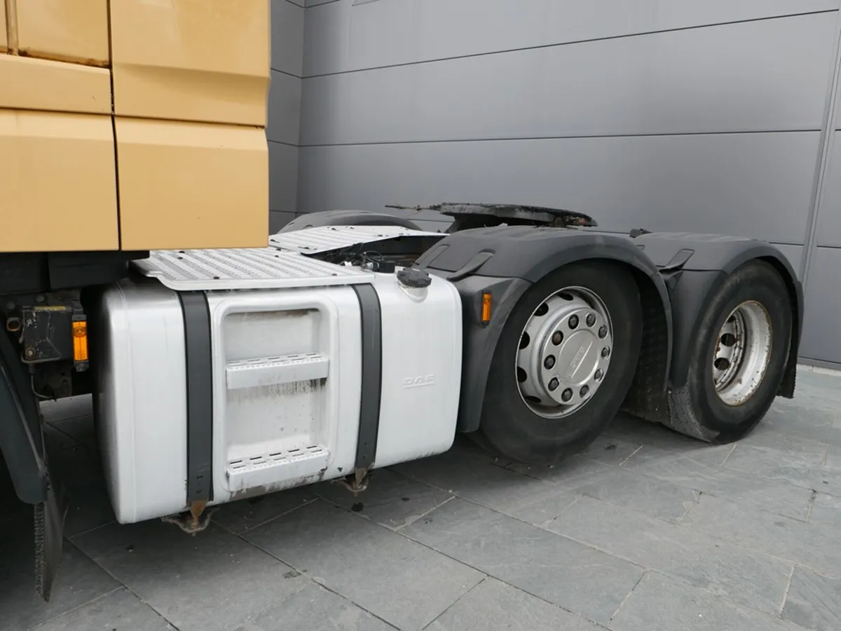 DAF XF510   6x2 Midlift Auto gearbox - Image 4