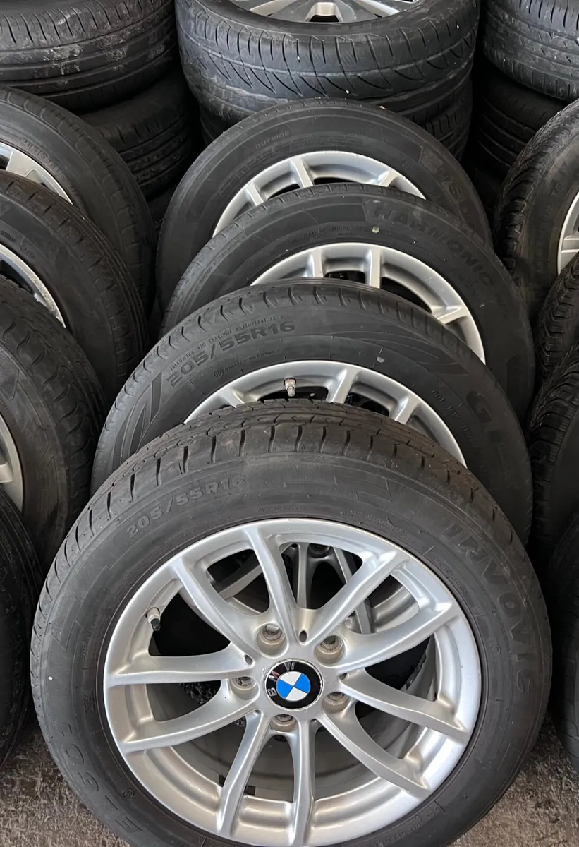 R16 Bmw Original genuine  factory sport alloys - Image 2