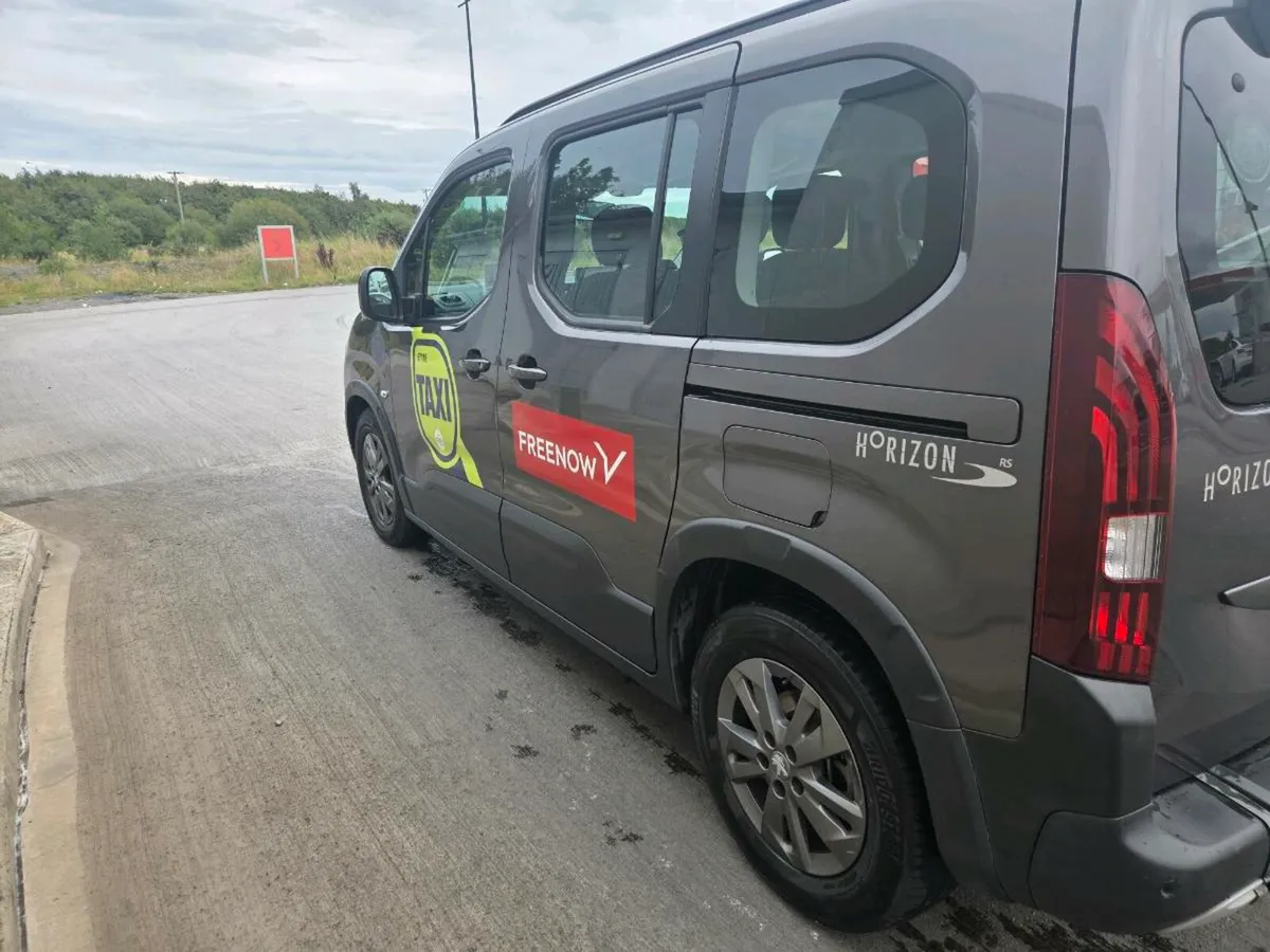 Peugeot Rifter - Image 2