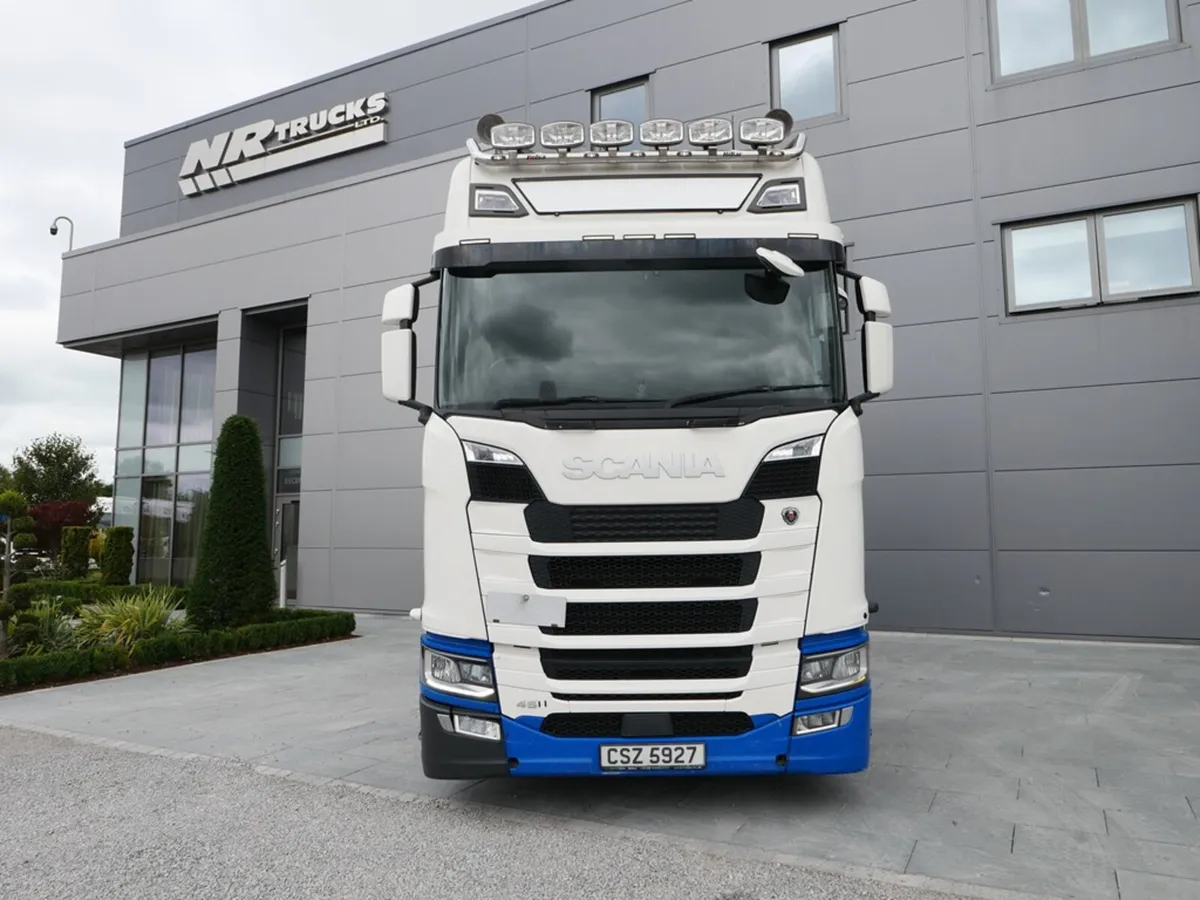 Scania S450 N/G Highline 6x2 Midlift Auto gearbox - Image 2