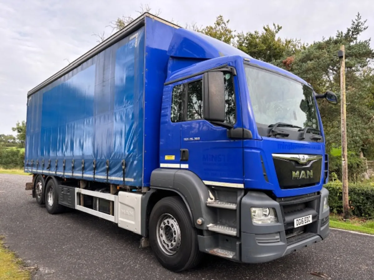 2016 MAN TGS 26-360 6X2 CURTAINSIDER - Image 1