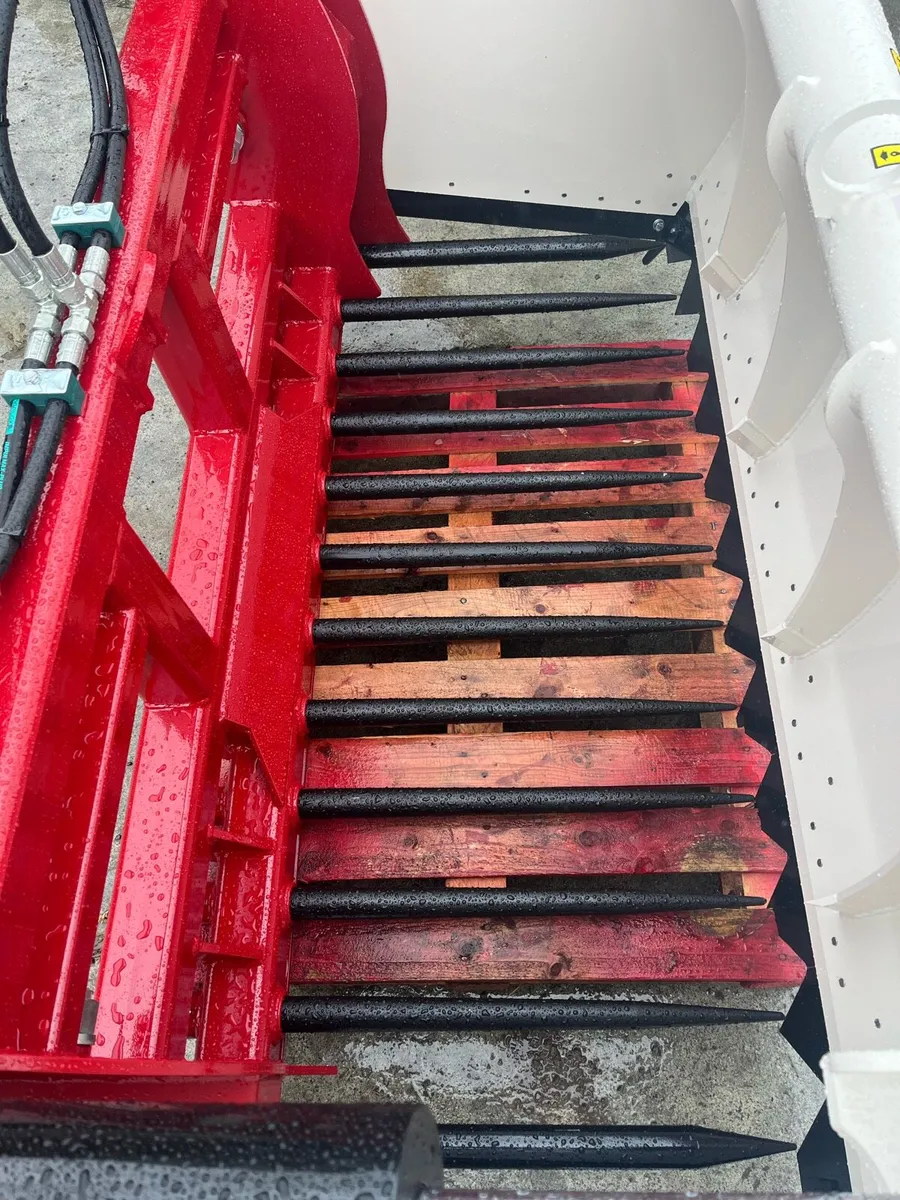 Newrock Shear Grabs - Image 2