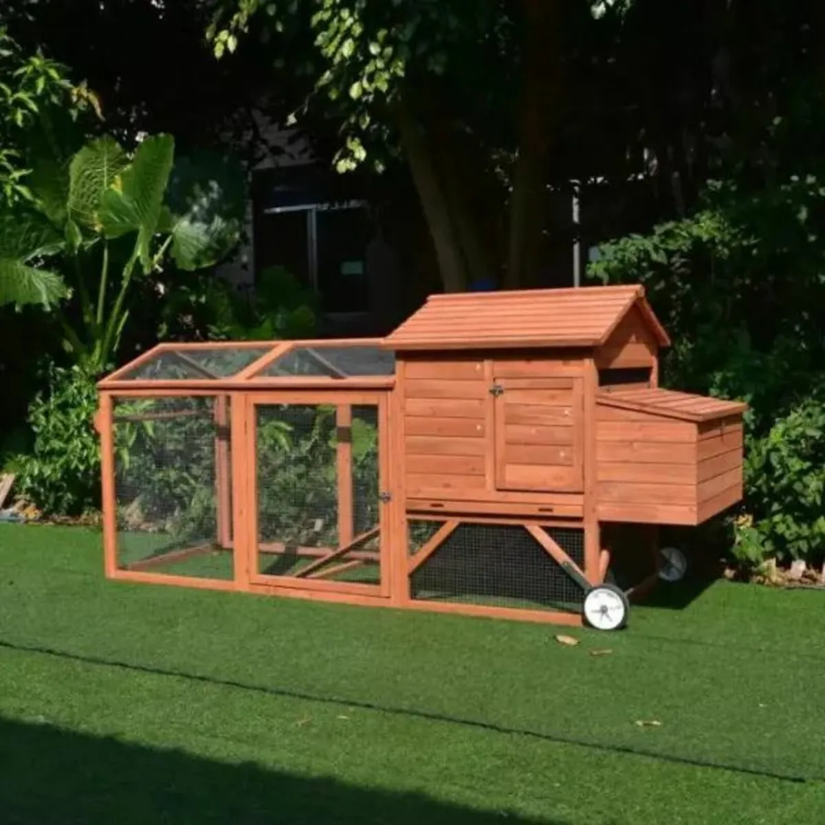 Wheely Easy Chicken Coop – 6-9 Birds – Natural Woo - Image 1