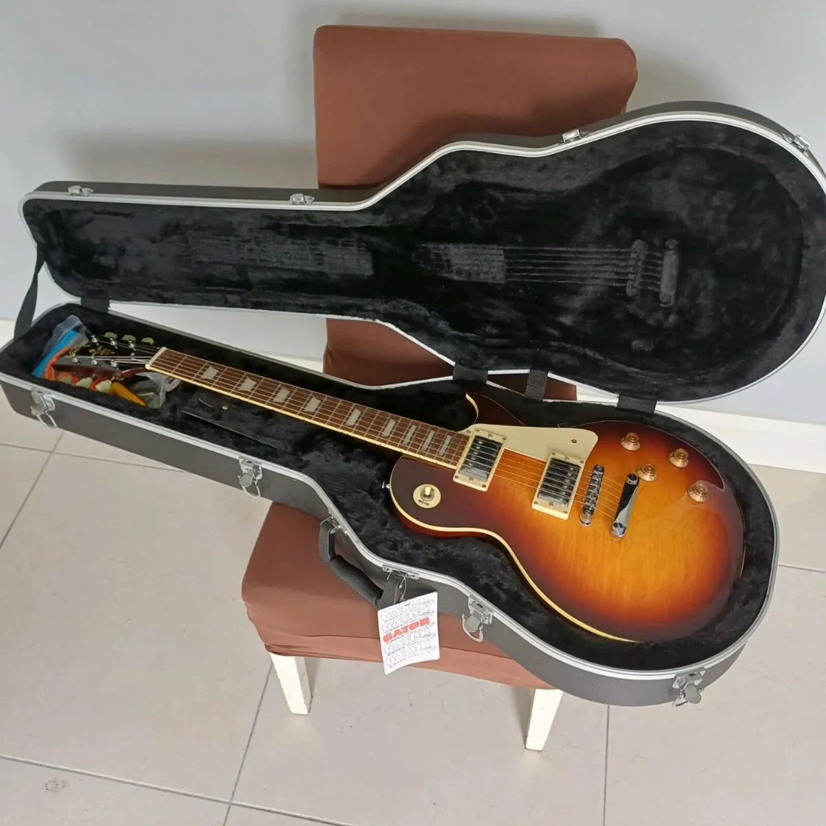 Vintage V100 Electric Guitar Flamed Iced Tea - Image 4