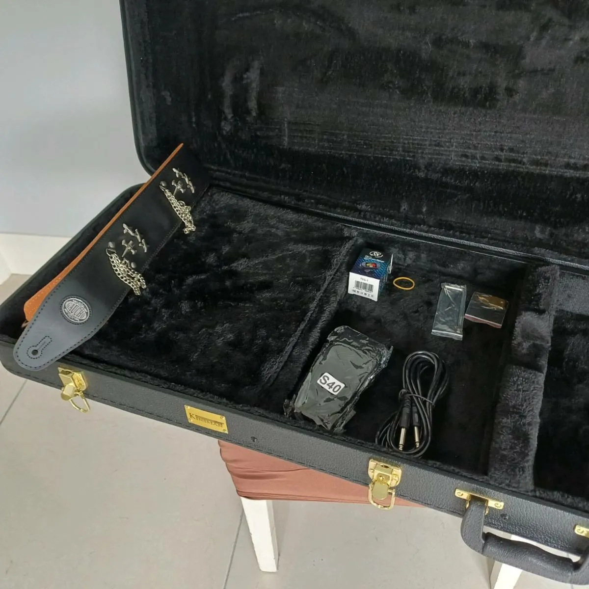 Squier Affinity Jazz Bass MN, 3-Color Sunburst - Image 3