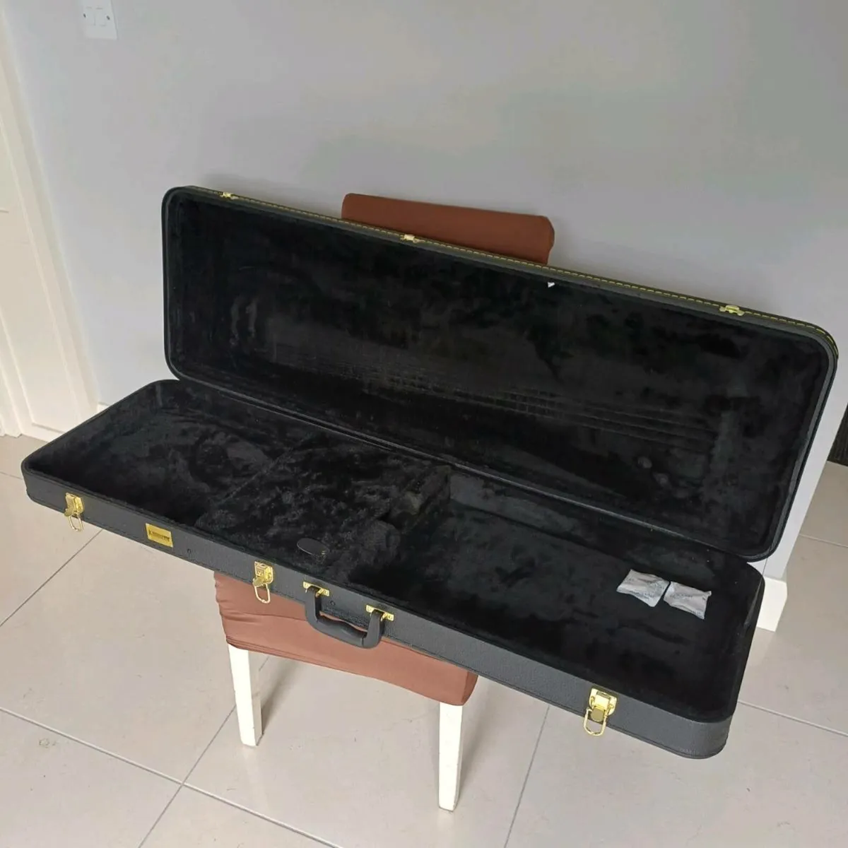 Squier Affinity Jazz Bass MN, 3-Color Sunburst - Image 2