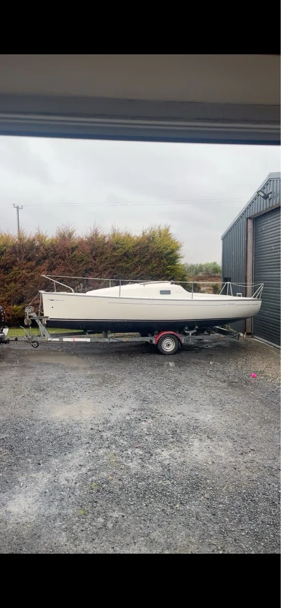 Jeanneau sun 2000 Daysailer - Image 4