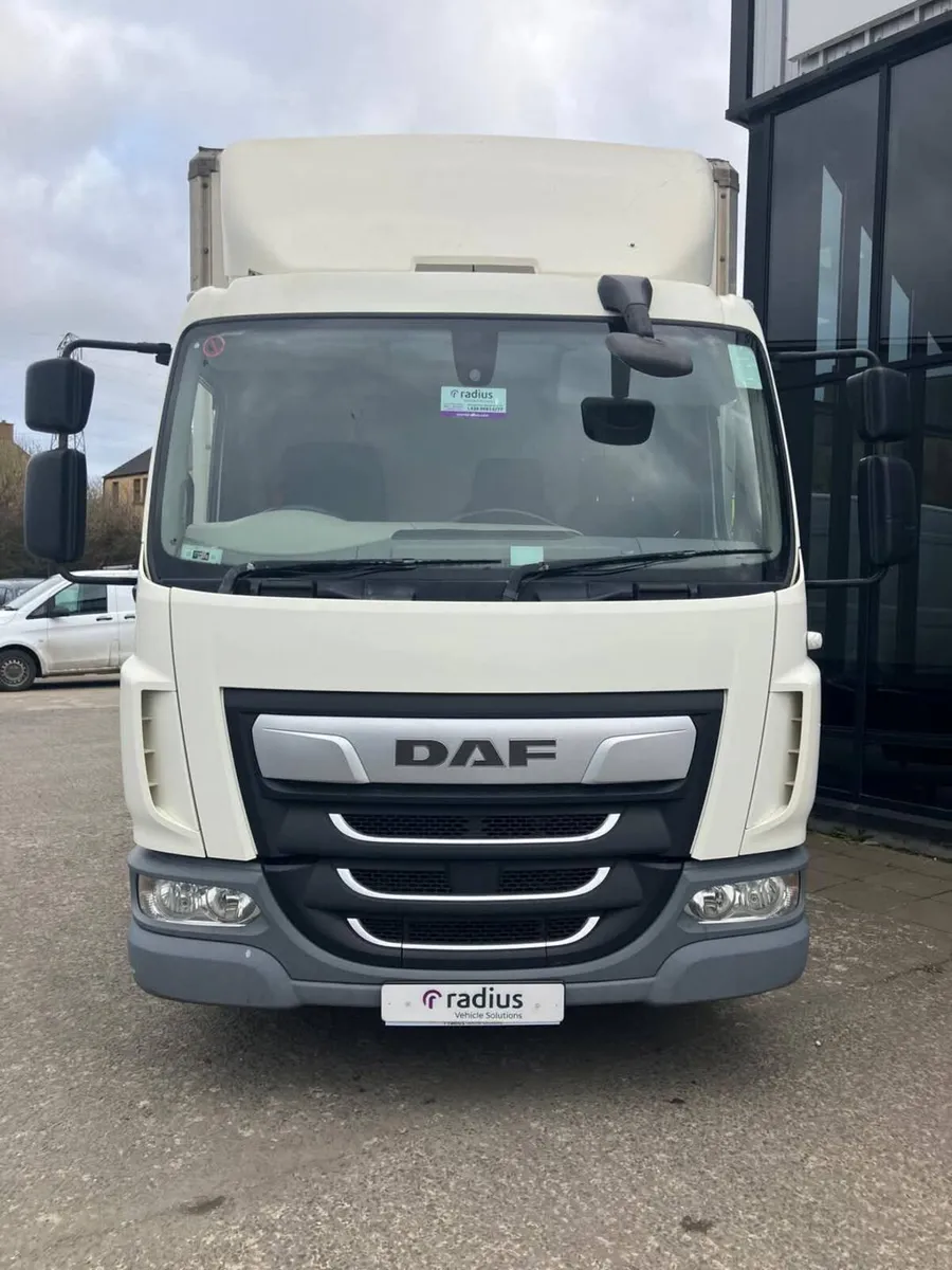 2018 Daf LF45 150 box tail lift - Image 2
