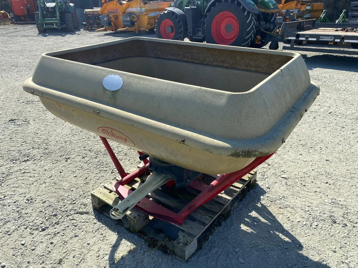 Abbey PA1100 Fertilizer Spreader - €1,250 - No VAT - Image 2