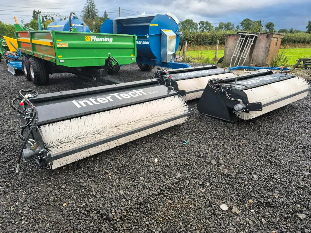 Intertech roadsweepers - Image 3