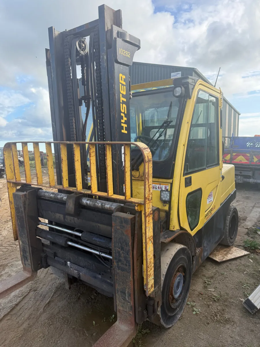 2020 Gas 5 Ton Hyster Forklift - Image 4