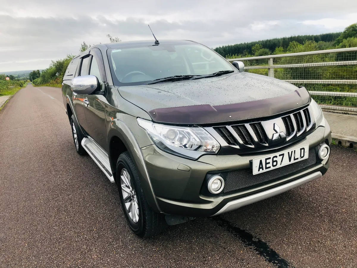 2017 Mitsubishi L200 Barbarian - Image 2