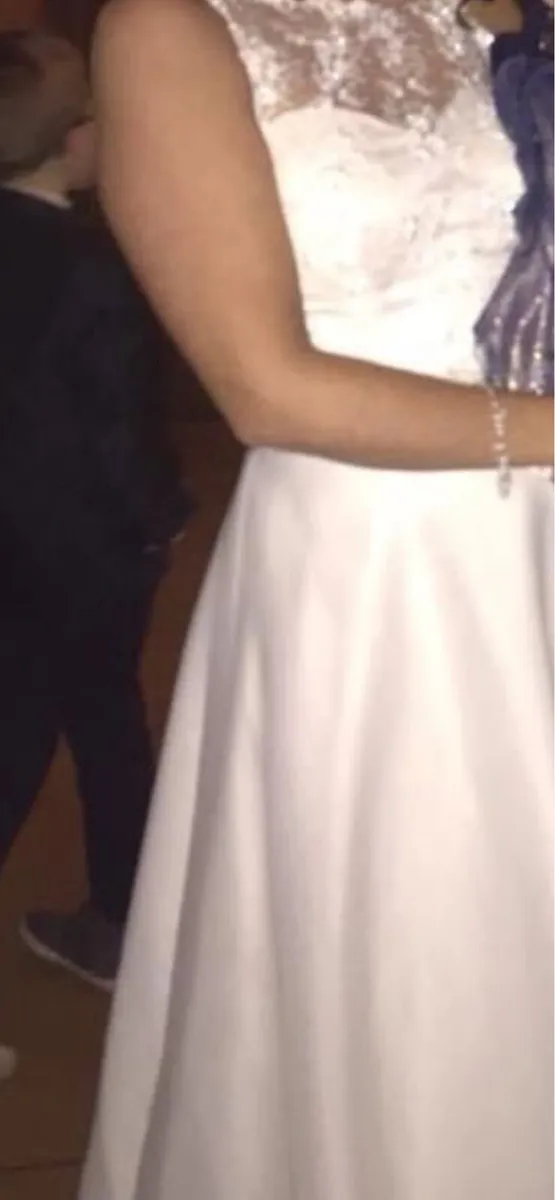 Wedding dress - Image 3