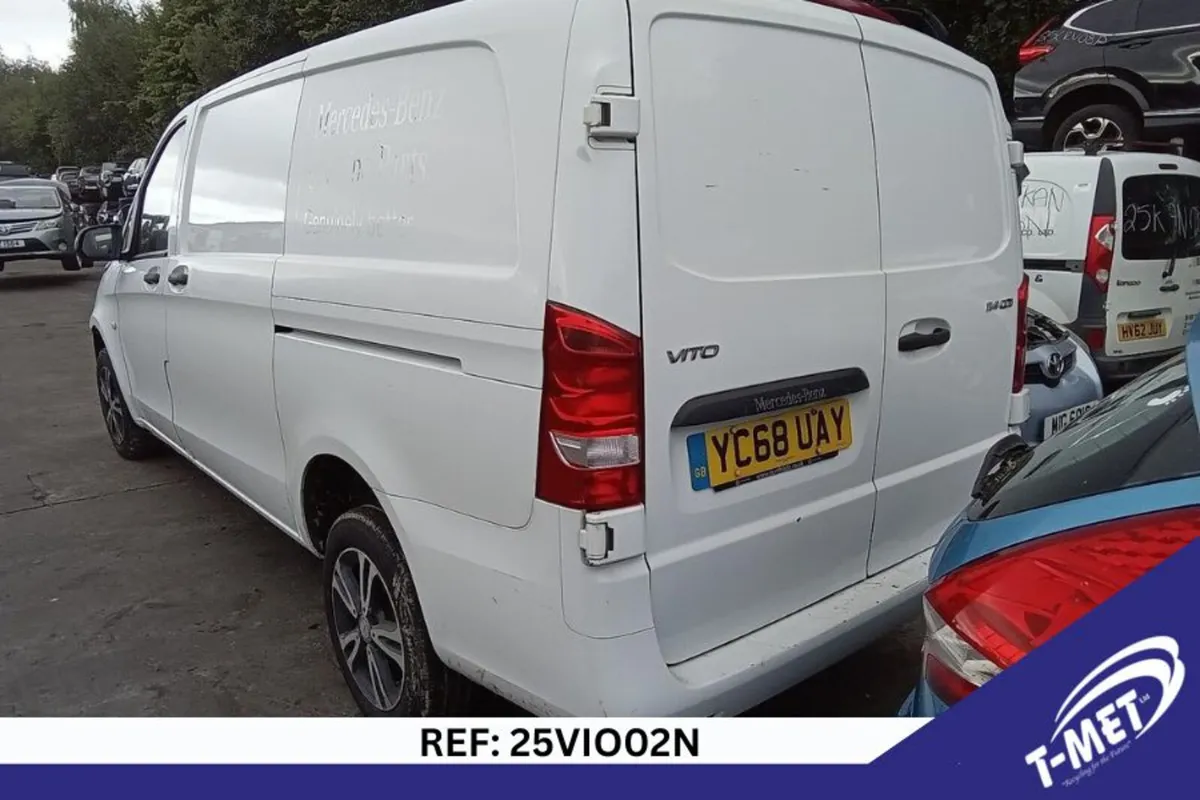2018 MERCEDES VITO BREAKING FOR PARTS - Image 2