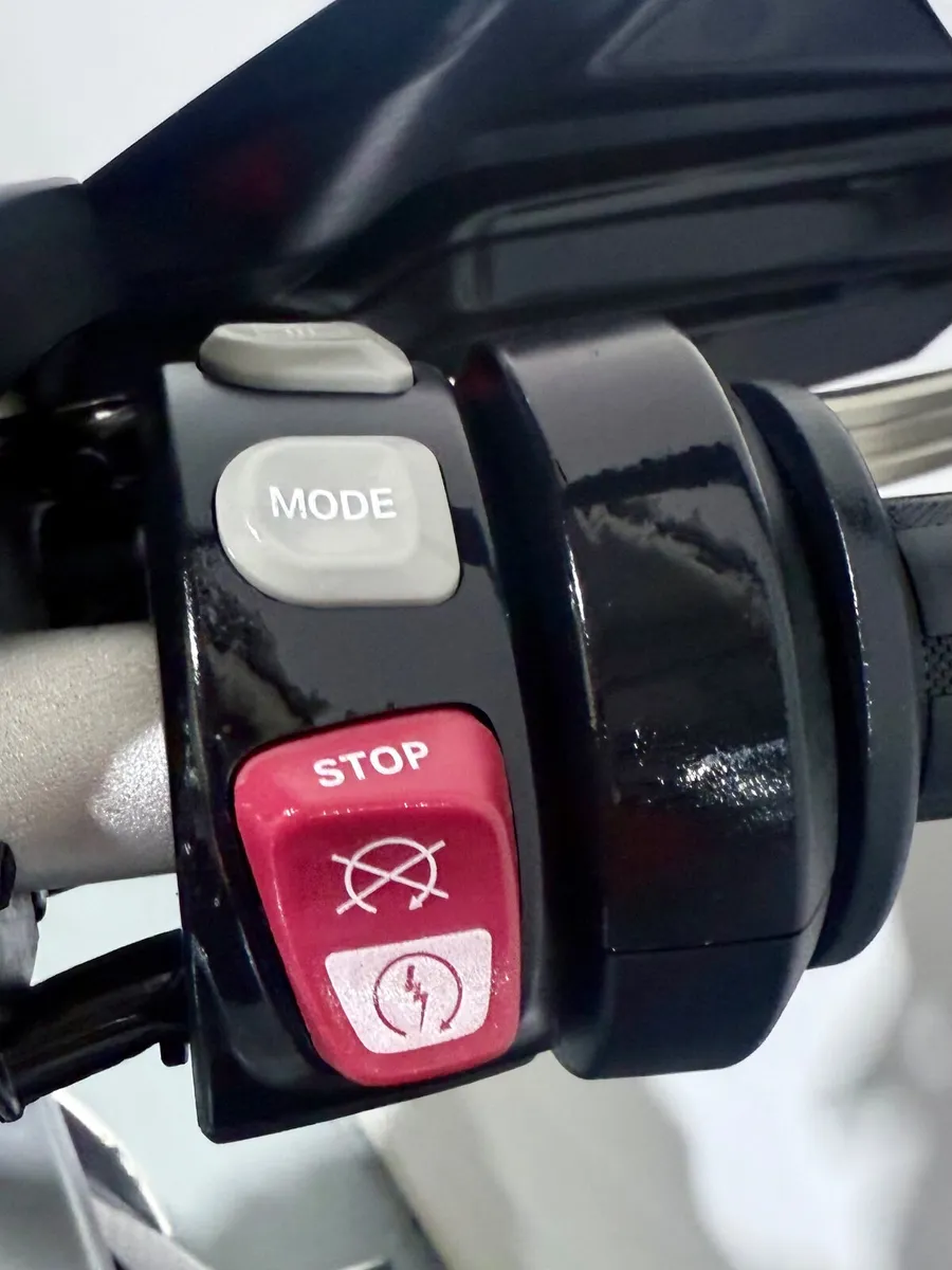 BMW S 1000 XR SPORT SE ** SALE €500 OFF STRAIGHT S - Image 4